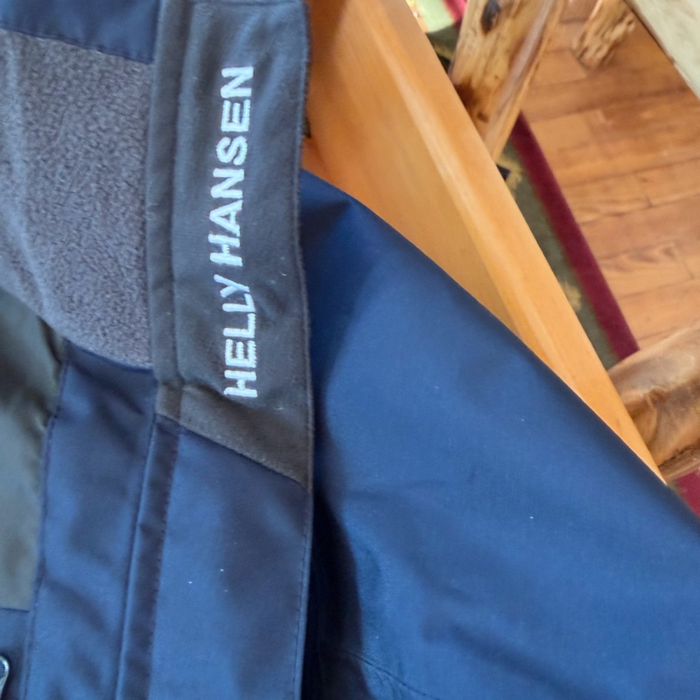 Helly Hansen Olive Green Jacket - image 4